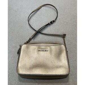 Michael Kors Saffiano Leather Jet Set Camera Crossbody‎ Bag Gold Adj Strap READ